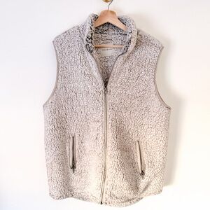 ⭐️ Thread & Supply Beige Sherpa Vest